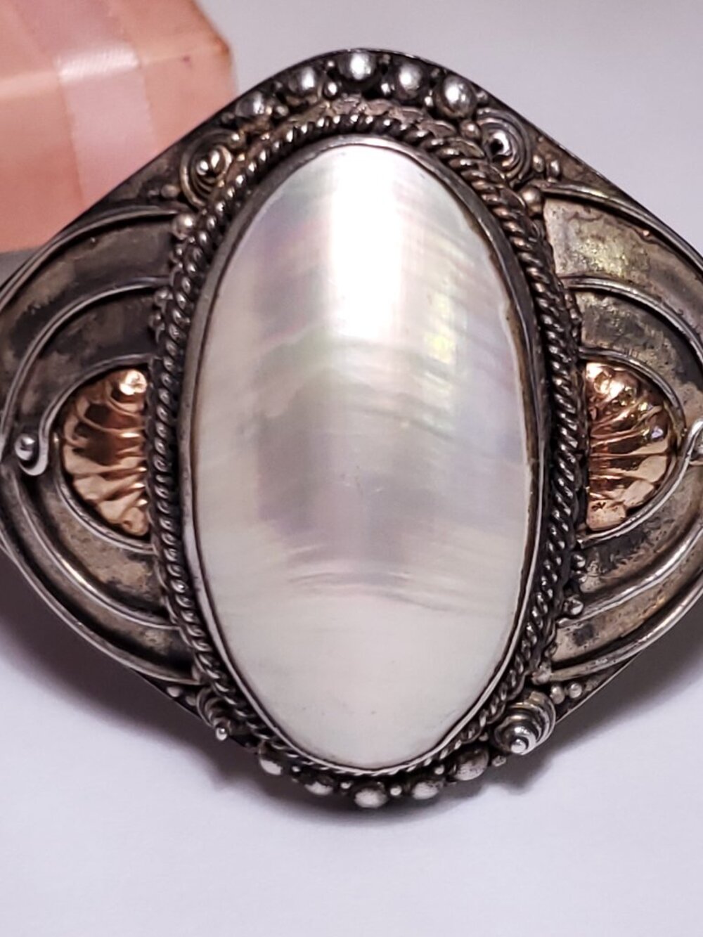Estate Natural Oval Shell 2Tone Ball & Lines Sterling Silver Cuff Bracelet#24836